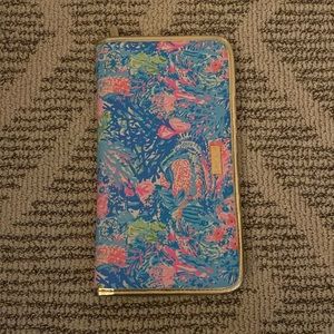 Lilly Pulitzer - Travel Wallet 🌏 🌍 🌎